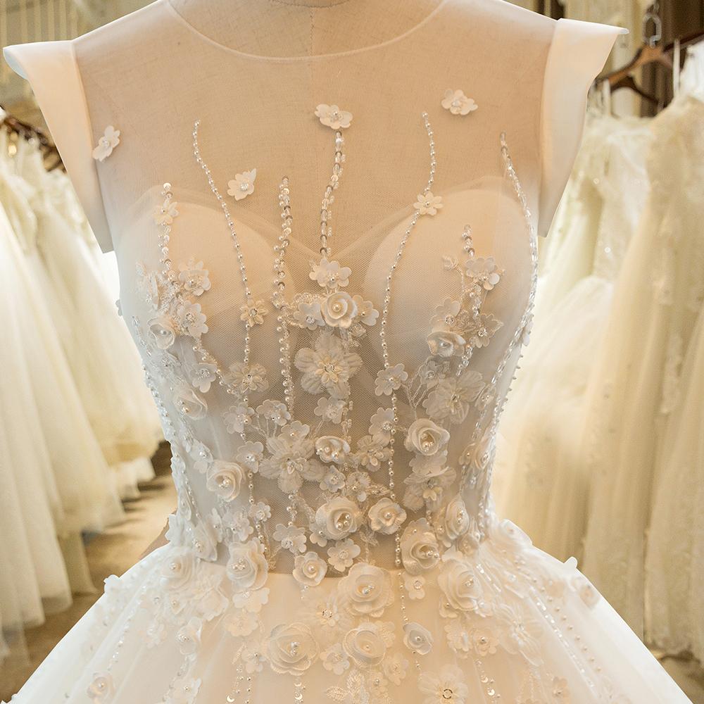 Long Wedding Dress, Lace Wedding Dress, A-Line Bridal Dress, Applique Wedding Dress, Beading Wedding Dress, Elegant Wedding Dress, Cap Sleeve Wedding Dress, LB0430